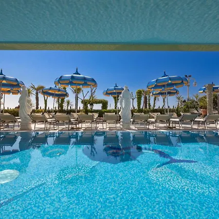 Hotel Napoleon 4*