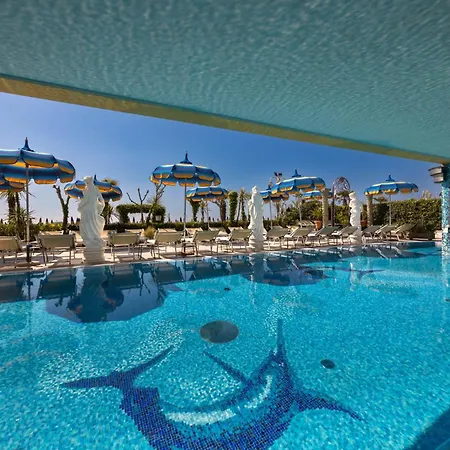 Napoleon Hotel 4*