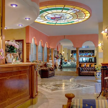 Napoleon Hotel 4*